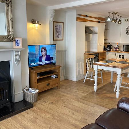 Beautiful Beachside one bedroom apartment Shaldon Extérieur photo