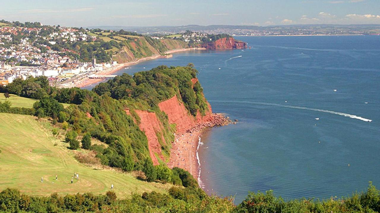 Beautiful Beachside one bedroom apartment Shaldon Extérieur photo