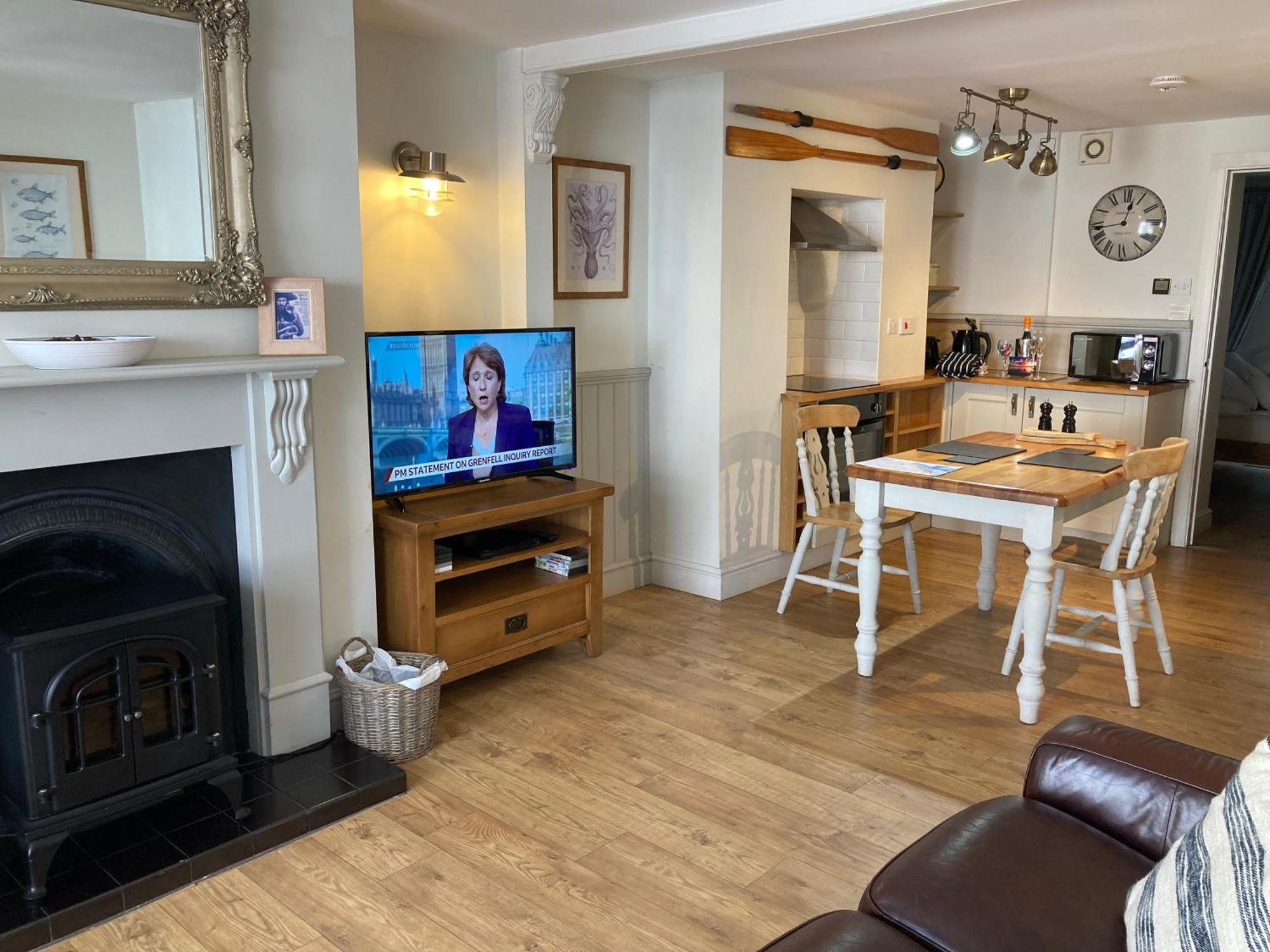 Beautiful Beachside one bedroom apartment Shaldon Extérieur photo